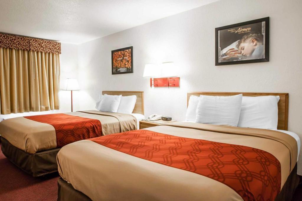 Econo Lodge Truman Inn Sedalia Eksteriør bilde