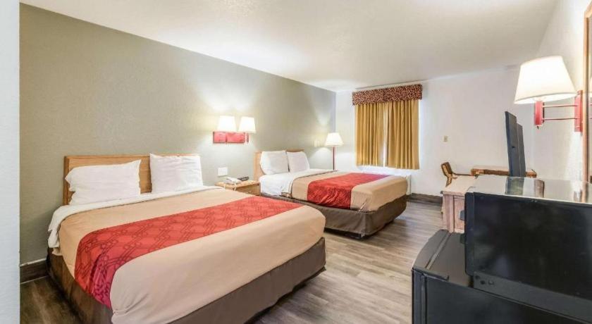Econo Lodge Truman Inn Sedalia Eksteriør bilde